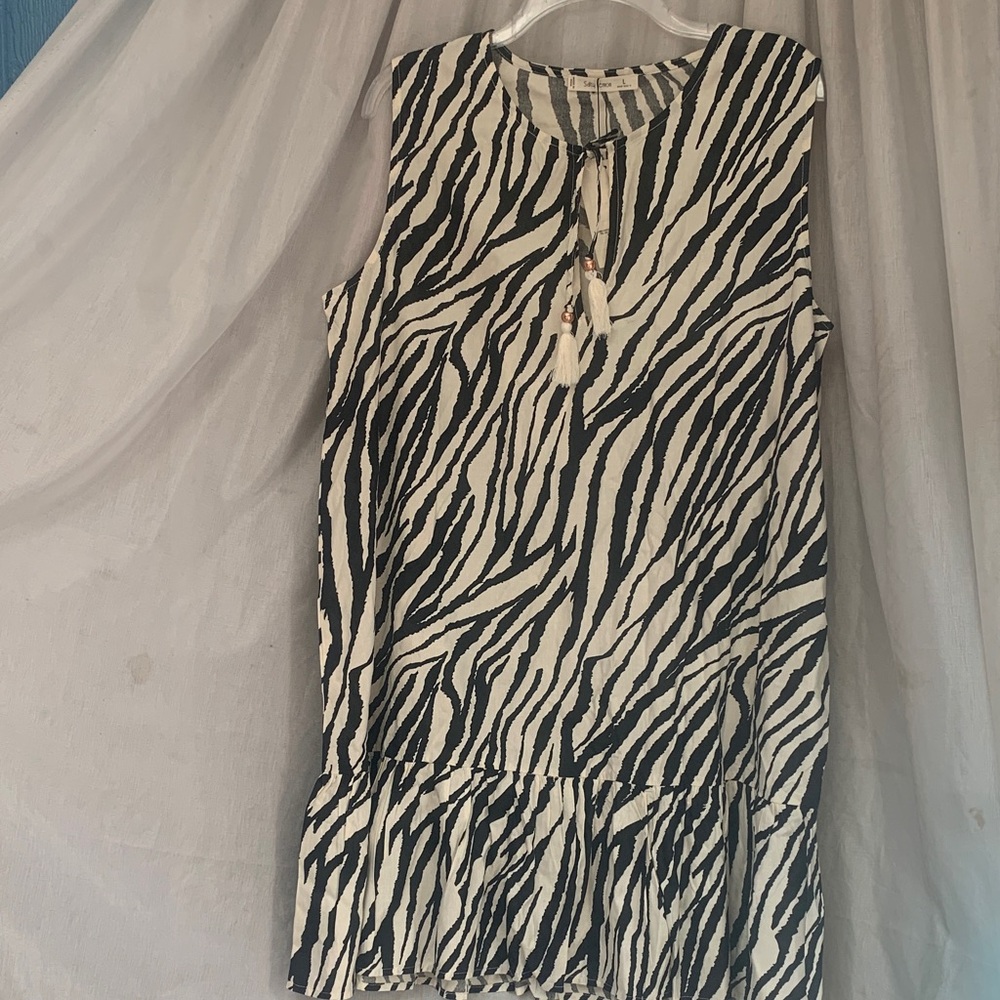 Sleeveless Black & White Zebra Print Mini Dress